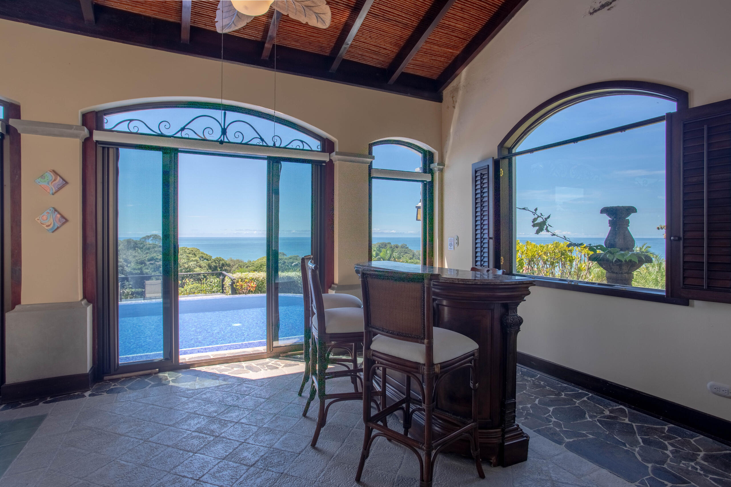 Casa Eleganza Ocean View Bar Costa Rica